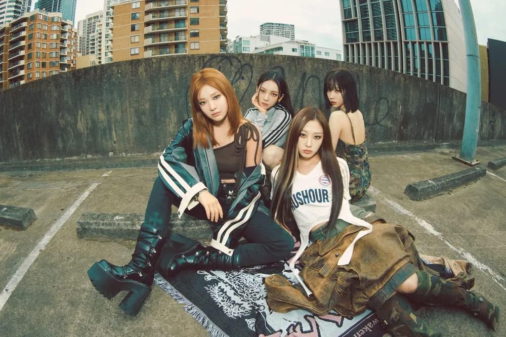 aespa MY WORLD 3rd Mini Album SMini Version Cover+NFC card+Keyring ball chain+Photocard+Tracking Sealed (NINGNING Version)