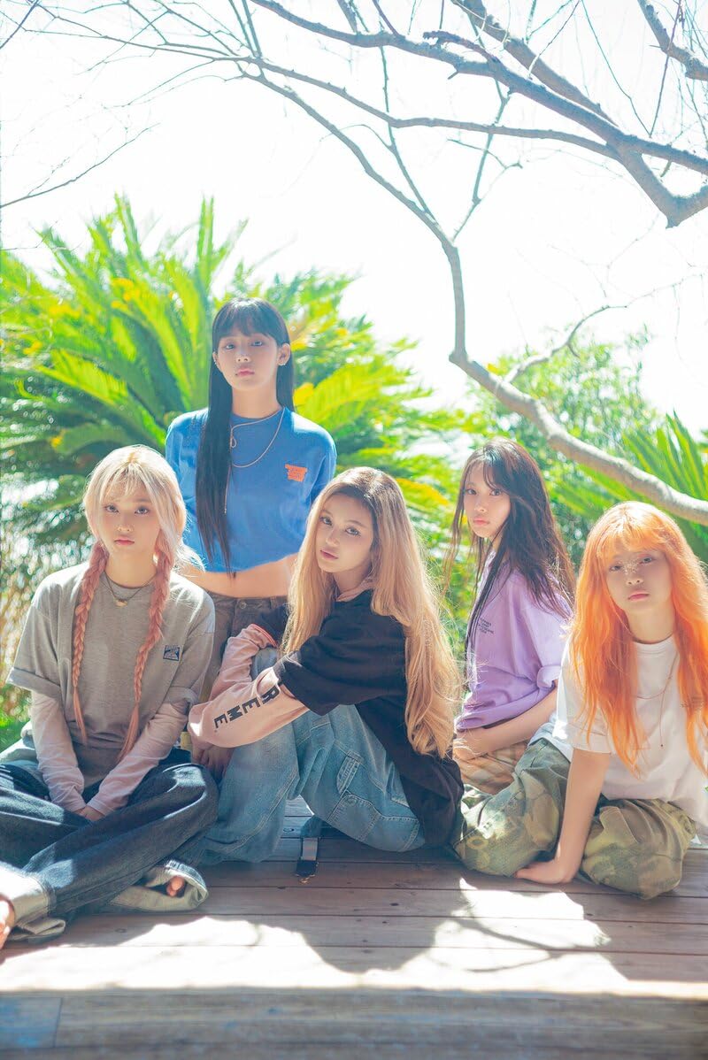 NewJeans Supernatural NJ X MURAKAMI Japan Double Single Album with Tracking Sealed New Jeans (Weverse Albums A Version)