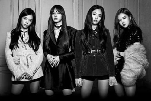 BLACKPINK - [Square Up] 1st Mini Album Pink Ver CD+Booklet+PhotoCard+SelfieCard+Lennticular Lyrics+Postcard K-POP Sealed