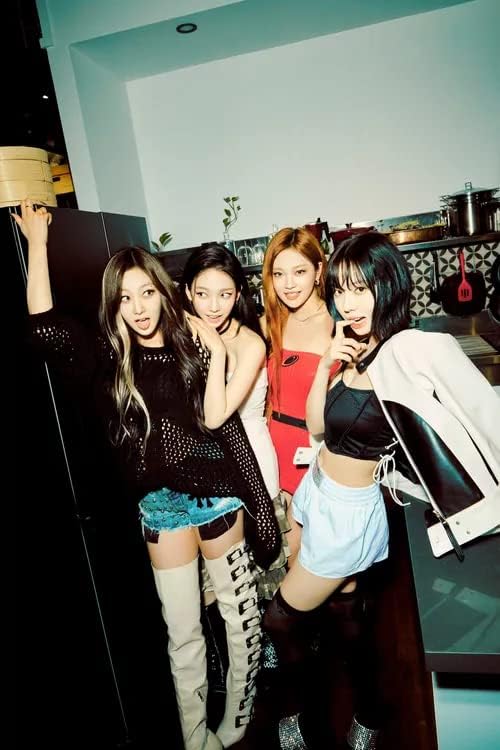 aespa MY WORLD 3rd Mini Album SMini Version Cover+NFC card+Keyring ball chain+Photocard+Tracking Sealed (NINGNING Version)